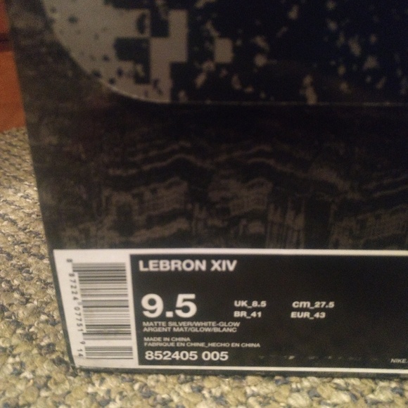 Nike LeBron 14 air mag - Picture 2 of 4